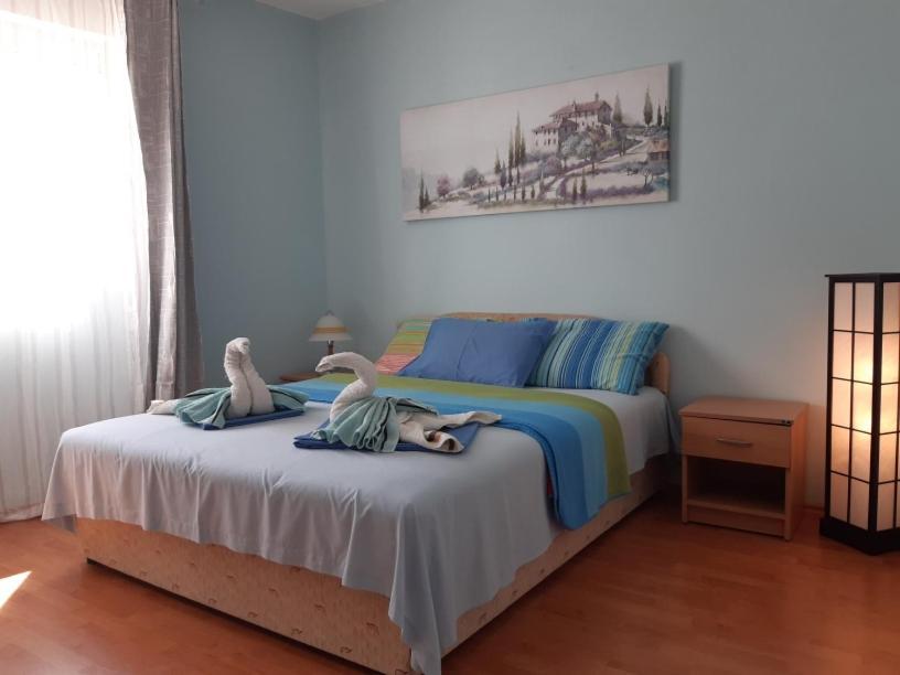One-Bedroom Mediterranean Flat Near The Sea Petrovac na moru Exterior foto